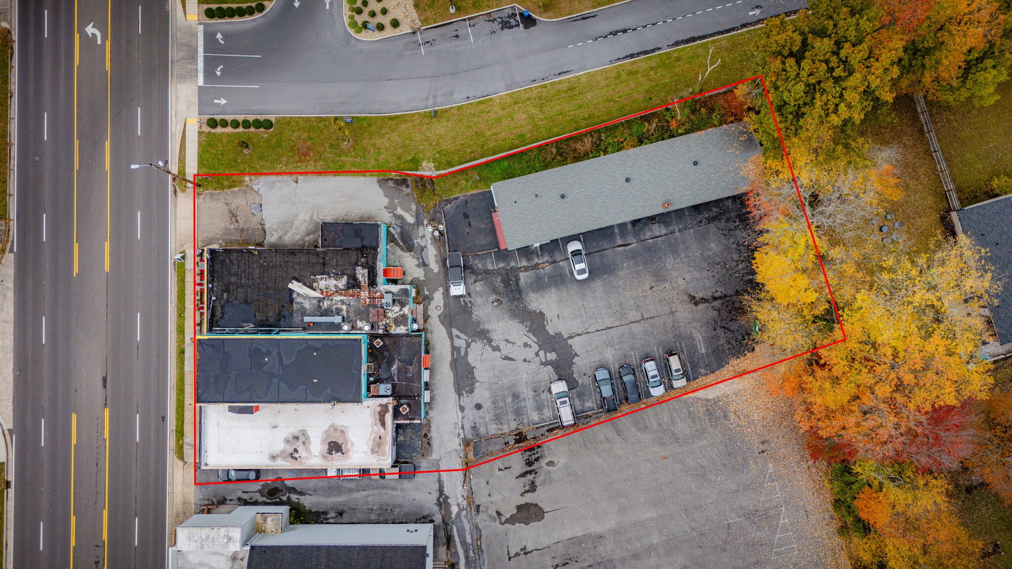 Fort Henry Dr portfolio of 3 properties for sale on LoopNet.ca Building Photo- Image 1 of 10