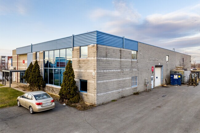 Plus de détails pour 11885 Av J.-J.-Joubert, Montréal, QC - Industriel à vendre