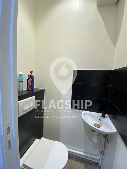 Retail in Levallois-Perret for lease - Building Photo - Image 3 of 5