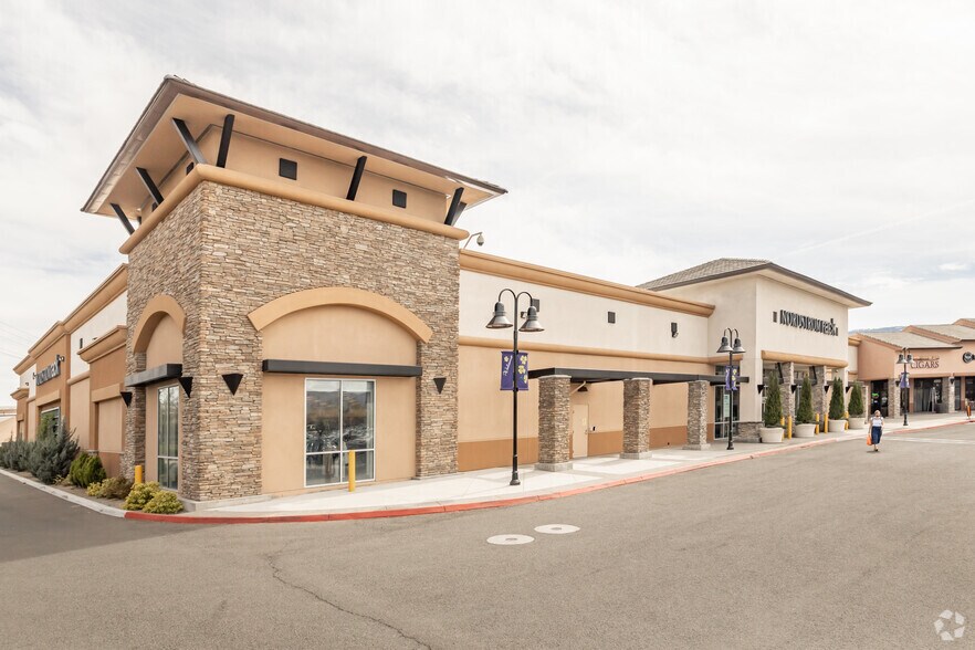 4905-4955 S Virginia St, Reno, NV à louer - Photo du bâtiment - Image 1 de 6