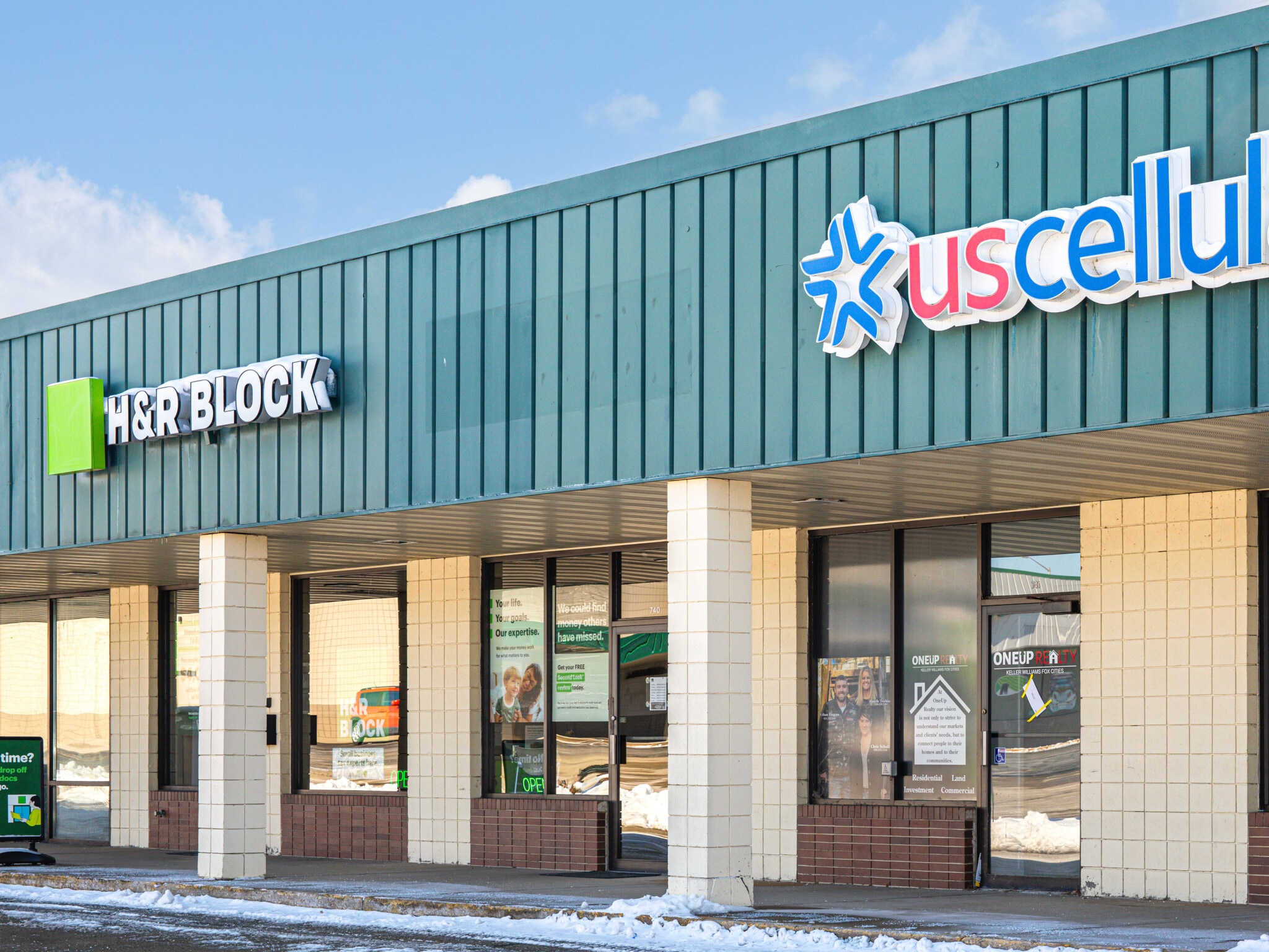 720-756 Broadway St, Berlin, WI for lease Building Photo- Image 1 of 1