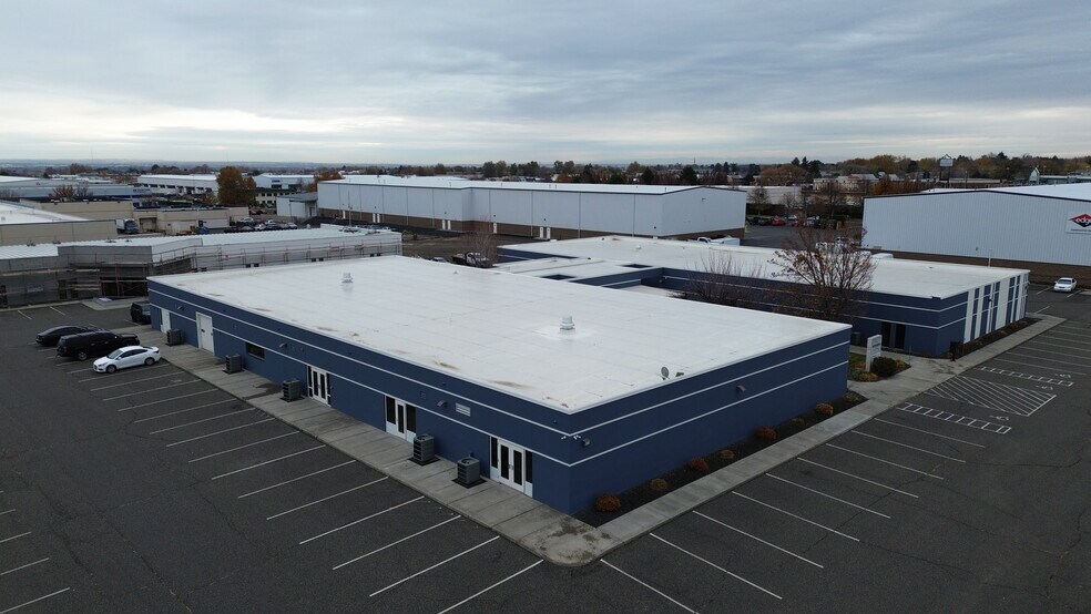 415 N Roosevelt St, Kennewick, WA à louer - Photo du bâtiment - Image 2 de 22