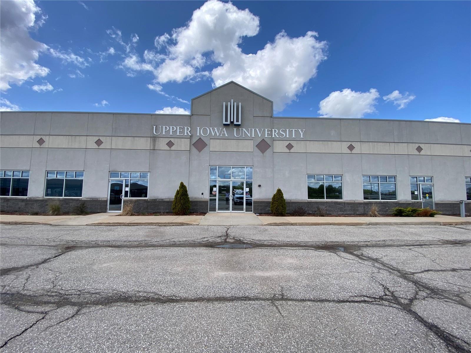 3555-3563 University Ave, Waterloo, IA for lease Building Photo- Image 1 of 1