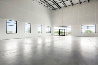 8470 Launch Pt, Colorado Springs, CO for lease Interior Photo- Image 2 of 10