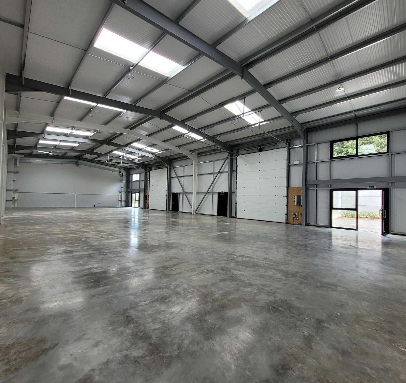 Colesden Rd, Bedford for lease Interior Photo- Image 1 of 2