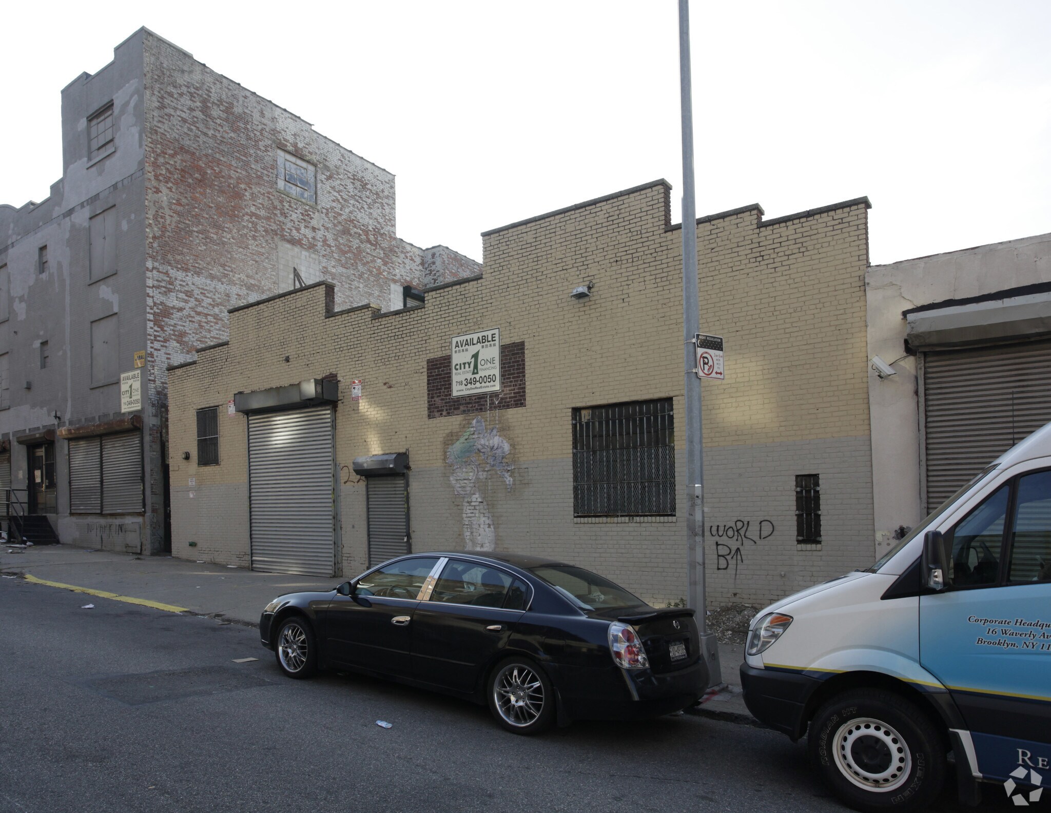 22 Waverly Ave, Brooklyn, NY for lease Primary Photo- Image 1 of 6