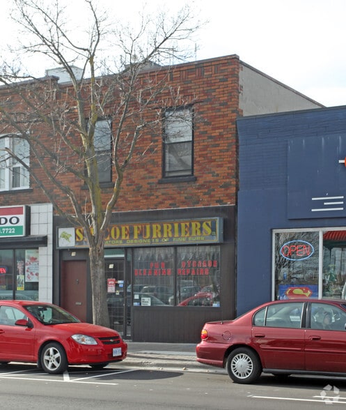 76-78 Simcoe St N, Oshawa, ON for sale - Building Photo - Image 2 of 2