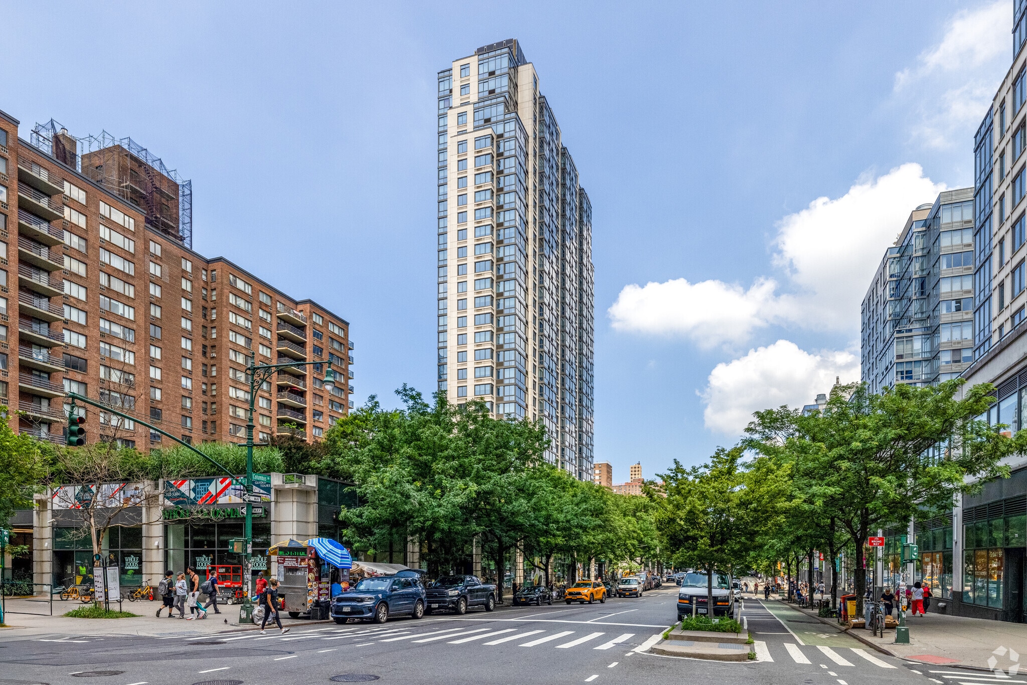 808 Columbus Ave, New York, NY for lease Primary Photo- Image 1 of 15