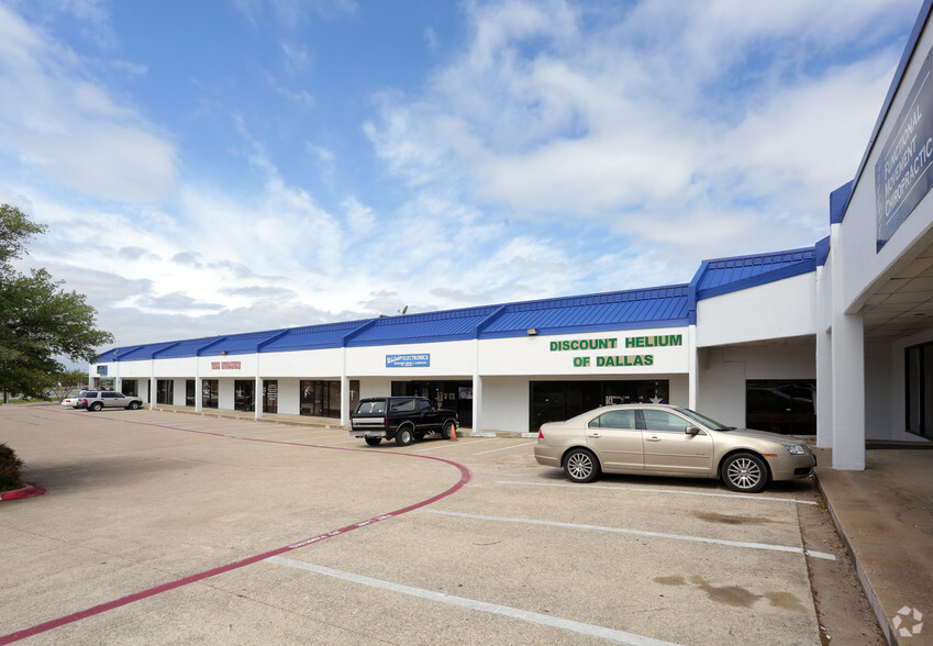 1331 E US Highway 80, Mesquite, TX for lease - Building Photo - Image 2 of 5