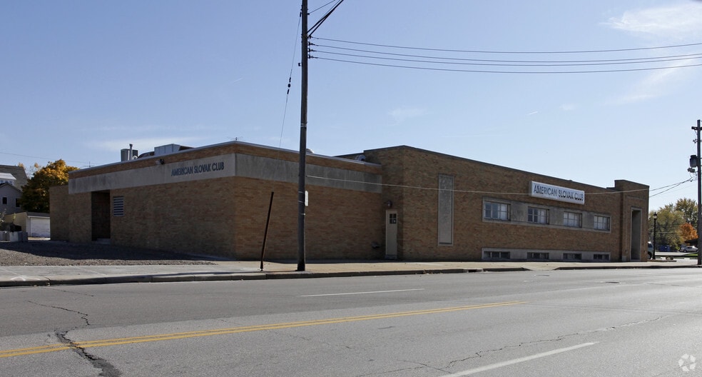 2915 Broadway, Lorain, OH for sale - Building Photo - Image 2 of 3