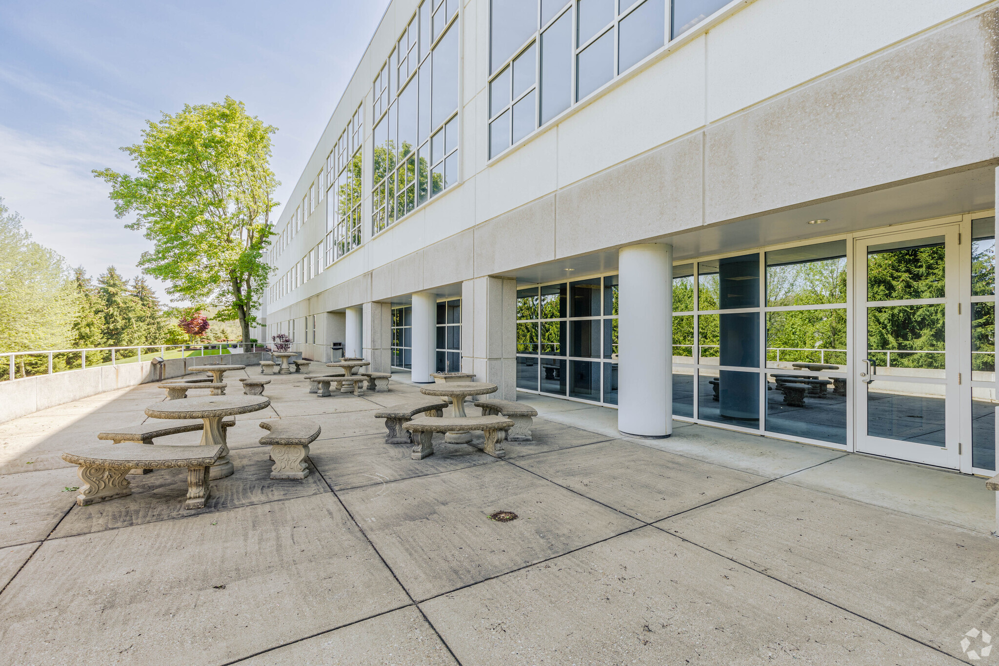 701 Technology Dr, Canonsburg, PA for lease Building Photo- Image 1 of 4