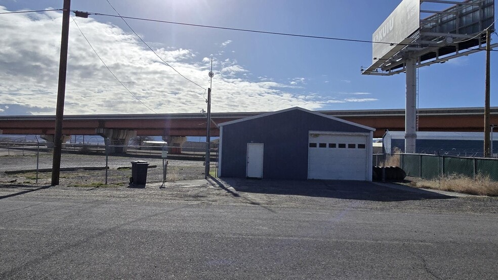 600 Industrial Way, Lovelock, NV for sale - Building Photo - Image 2 of 11