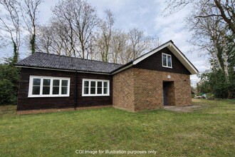 50A Warren Rise, Frimley à louer Photo du bâtiment- Image 2 de 4