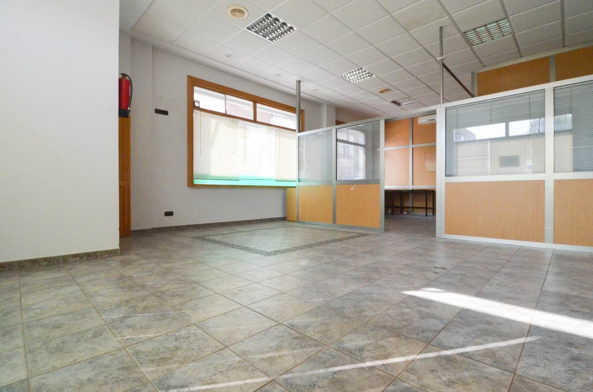 Retail in Santa Marta de Tormes, Salamanca for sale Building Photo- Image 1 of 38