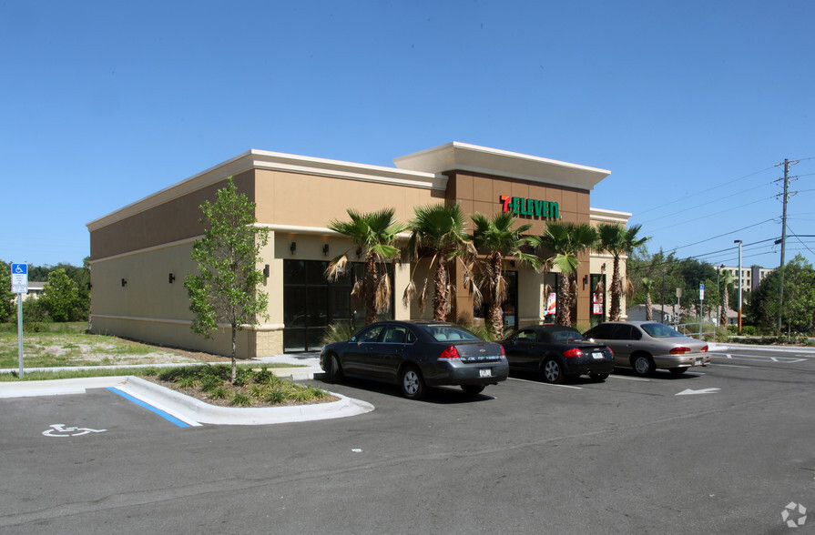 810 S Missouri Ave, Clearwater, FL for lease - Building Photo - Image 3 of 4