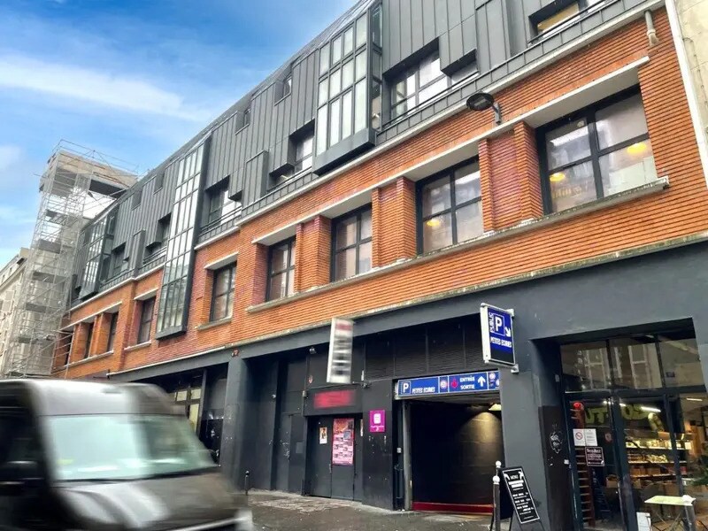 7-9 Rue Des Petites Ecuries, Paris for sale Building Photo- Image 1 of 11