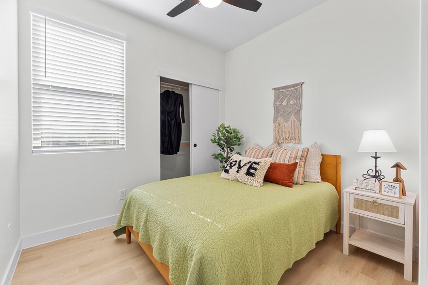 1405 14TH st, Phoenix, AZ for sale - Building Photo - Image 3 of 12