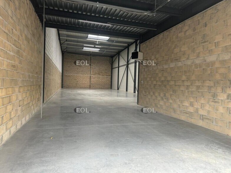 Flex in Plaisir for sale - Interior Photo - Image 3 of 13