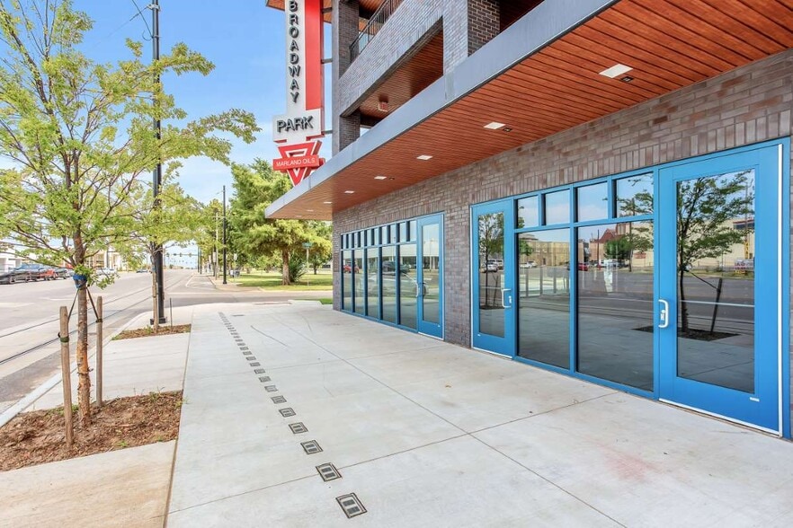 1122 N Broadway Ave, Oklahoma City, OK à louer - Photo du bâtiment - Image 2 de 13
