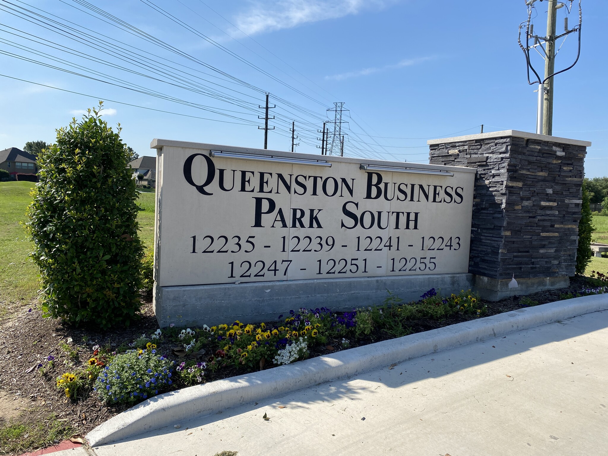 12243 Queenston Blvd, Houston, TX for sale Building Photo- Image 1 of 9