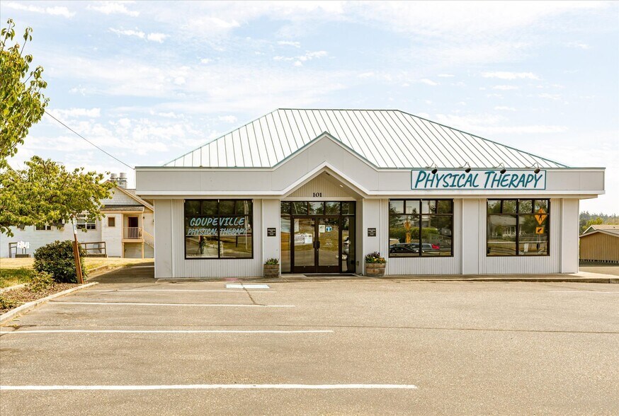 101 S Main St, Coupeville, WA à vendre - Photo du bâtiment - Image 3 de 23