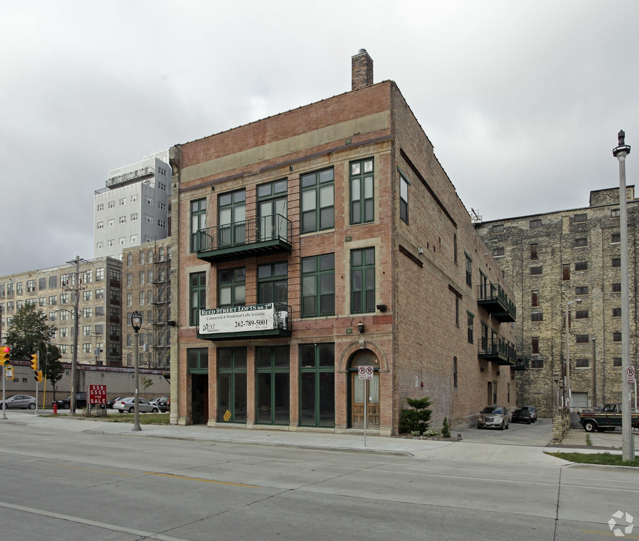 193 S 2nd St, Milwaukee, WI for lease Primary Photo- Image 1 of 5