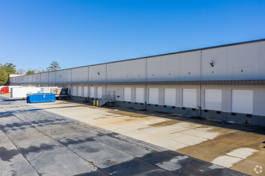 1810 Satellite Blvd, Buford, GA for lease - Building Photo - Image 3 of 5