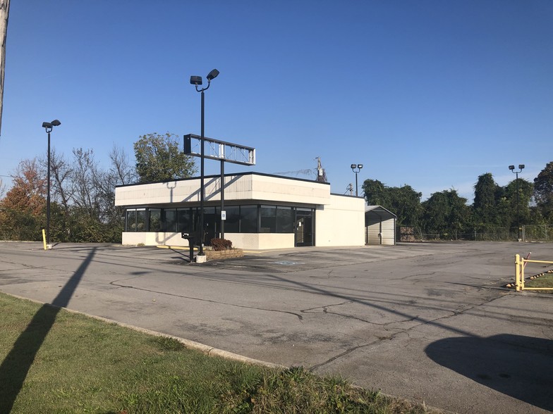 3262 Alcoa Hwy, Alcoa, TN for sale - Building Photo - Image 1 of 1