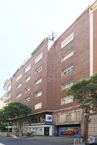 Calle Duque de Sesto, 40, Madrid, Madrid à vendre - Photo du bâtiment - Image 2 de 3