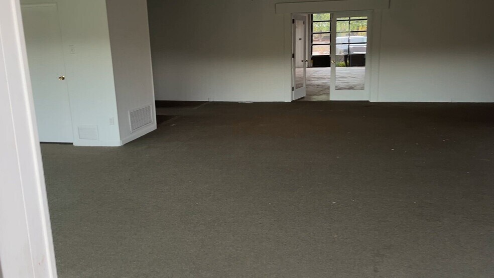 4 Union Hill Rd, Conshohocken, PA à louer - Vidéo sur l’inscription commerciale - Image 3 de 7