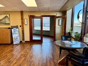 735 Commercial St, Klamath Falls, OR for lease Interior Photo- Image 2 of 9