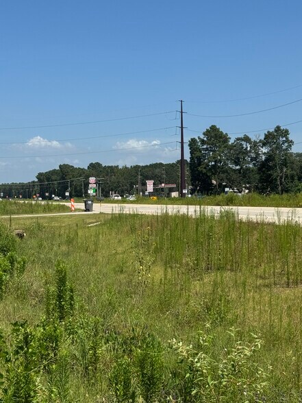 18201 Sh 242, Conroe, TX à vendre - Photo du bâtiment - Image 2 de 16