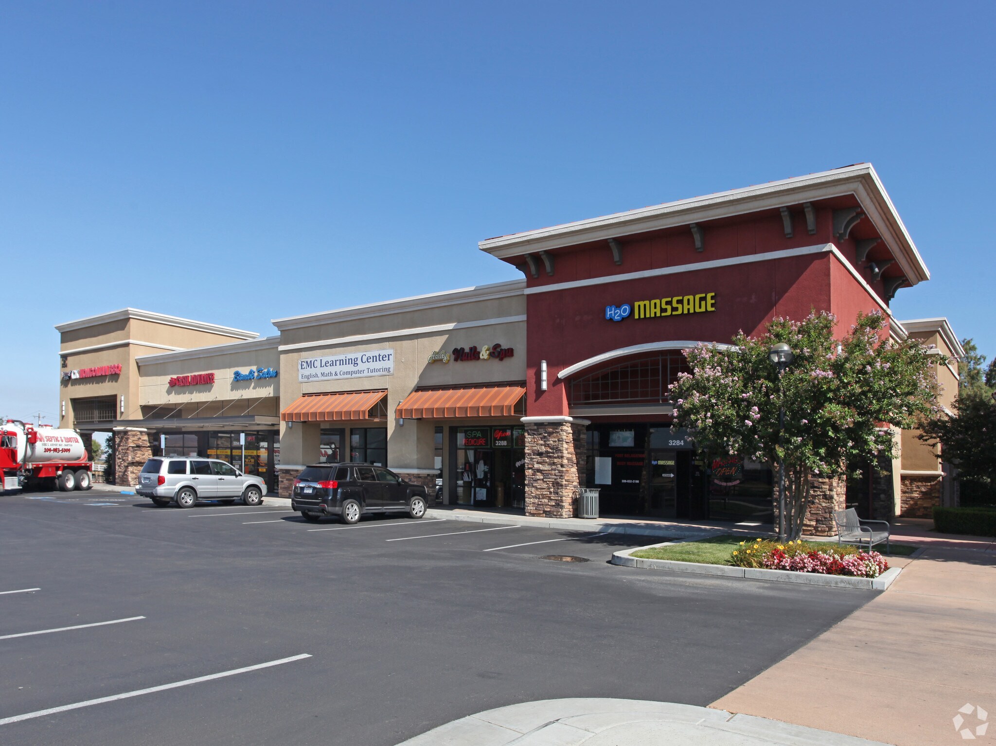 3284-3296 W Grant Line Rd, Tracy, CA for lease Building Photo- Image 1 of 5