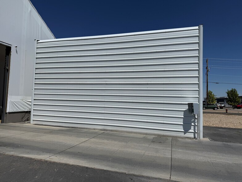 1320 Aviation Way, Caldwell, ID à louer - Photo du bâtiment - Image 3 de 7