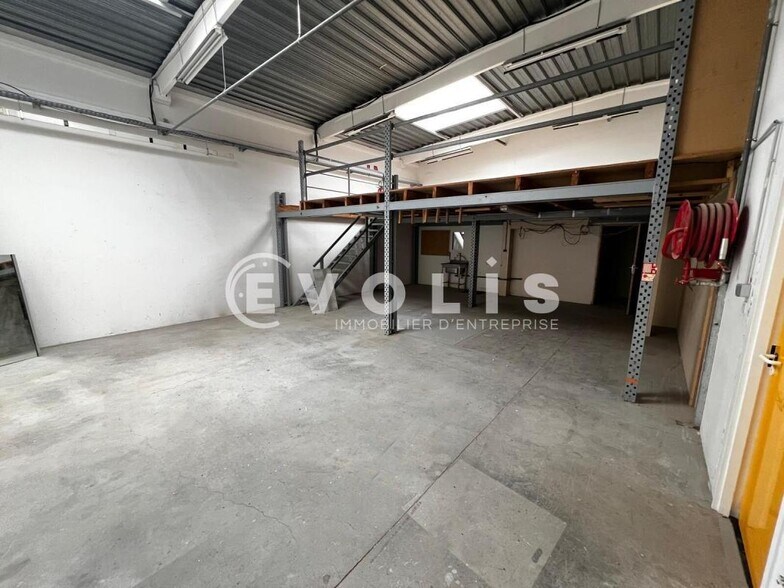 Flex dans Bondoufle à louer - Photo du bâtiment - Image 2 de 9