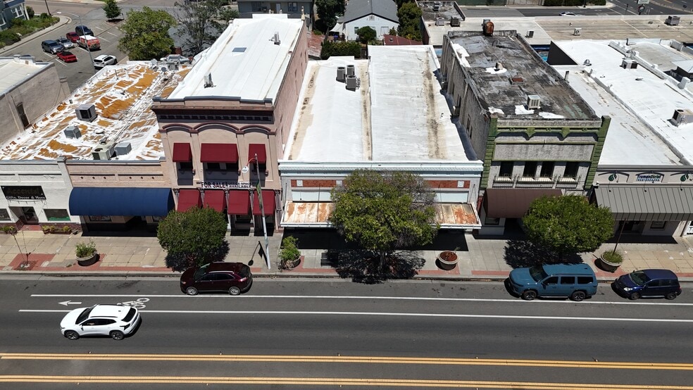 632 Main St, Red Bluff, CA for sale - Building Photo - Image 2 of 5