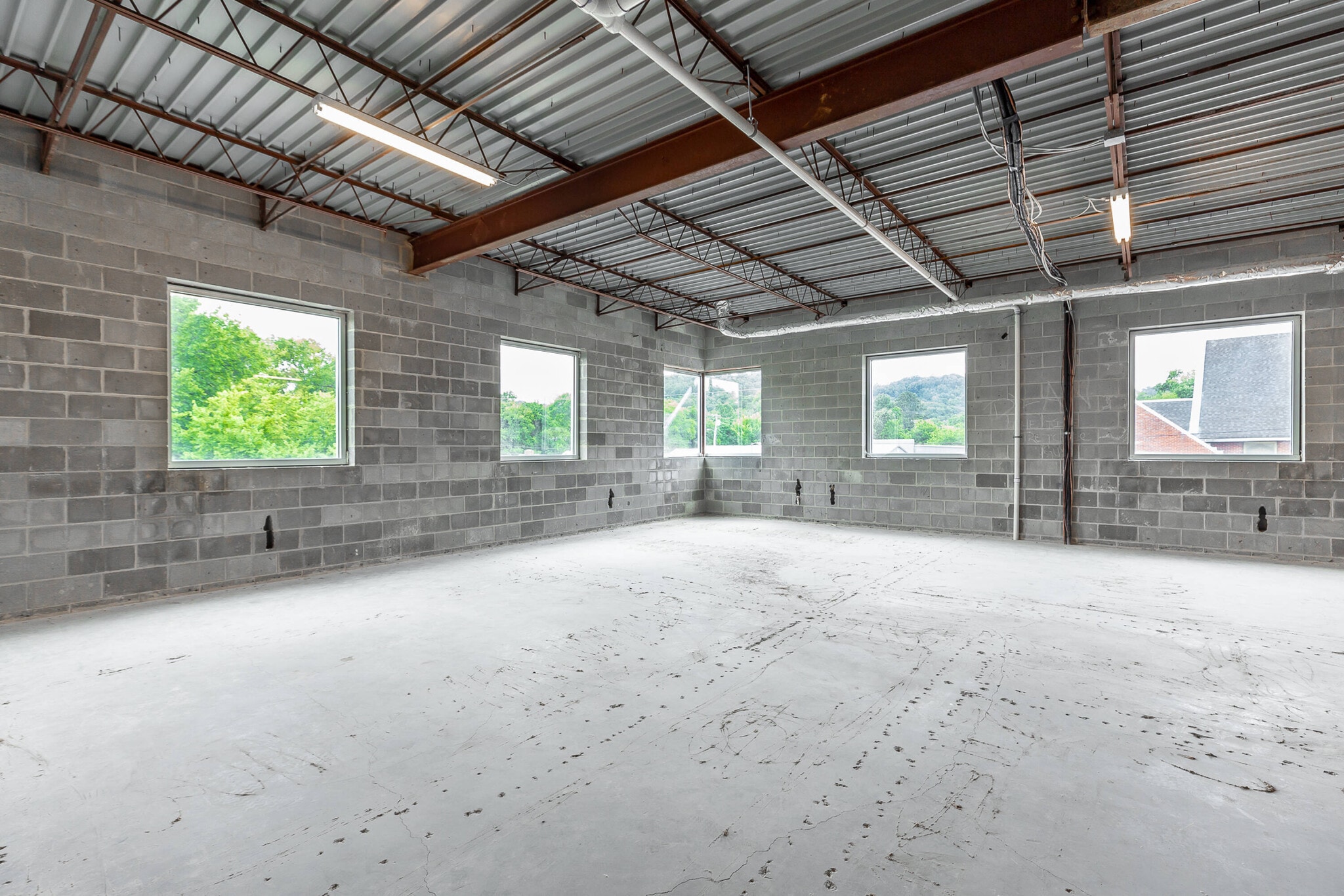 419 N Market St, Chattanooga, TN for lease Interior Photo- Image 1 of 5