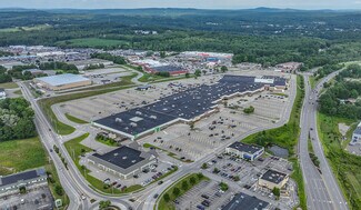Plus de détails pour 550 Center St, Auburn, ME - Commerce de détail à vendre