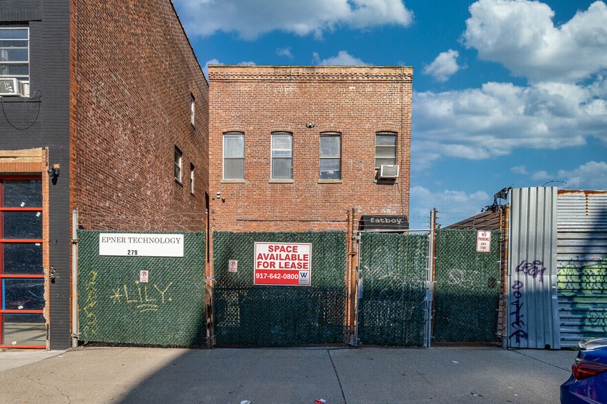 279 Frost St, Brooklyn, NY à louer - Photo du bâtiment - Image 1 de 28
