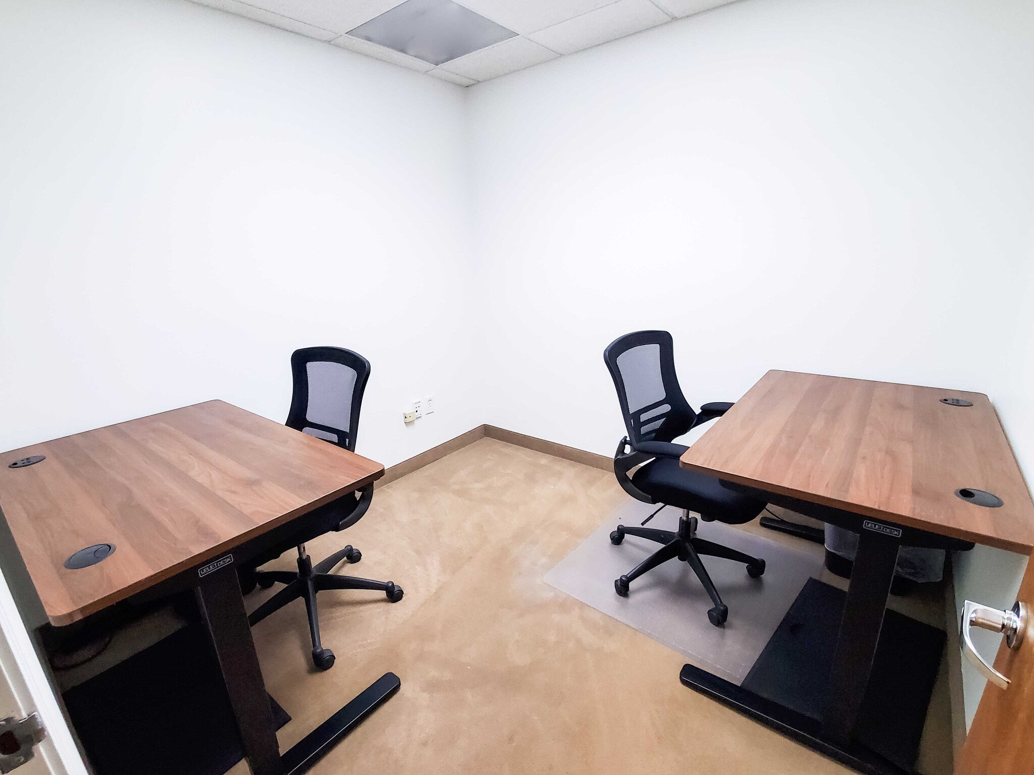 2645 Executive Park Dr, Weston, FL for lease Interior Photo- Image 1 of 1