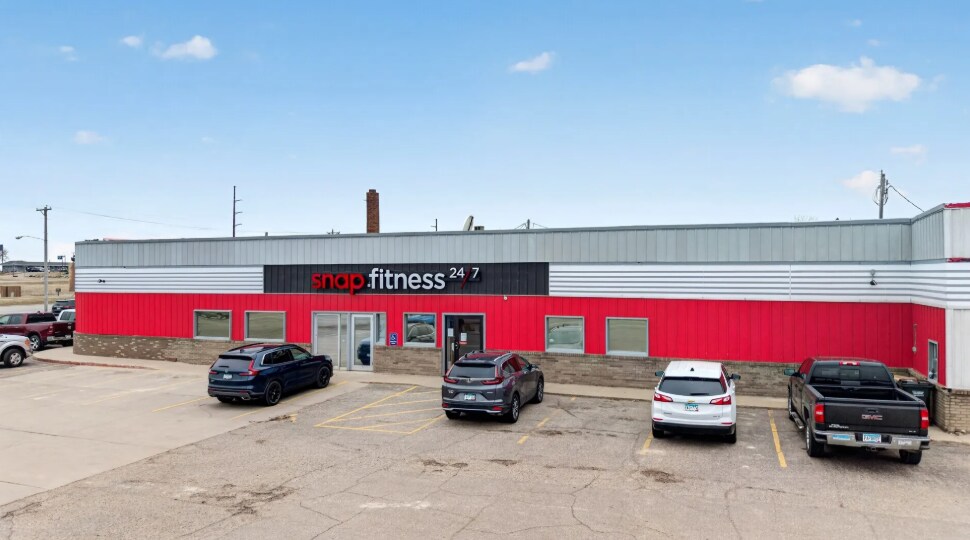1190 Main St S, Sauk Centre, MN à vendre - Photo du bâtiment - Image 2 de 16