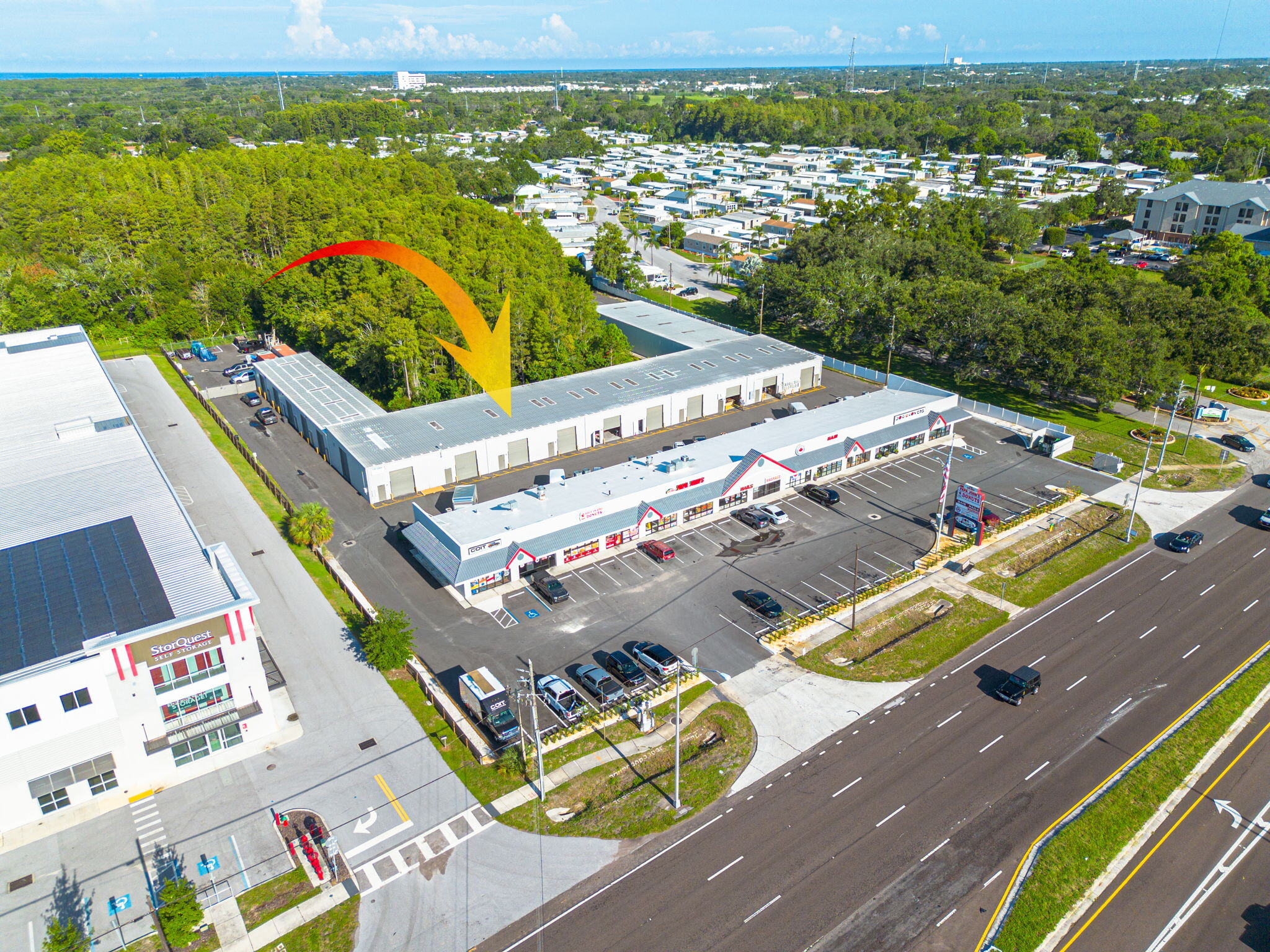 39020-39046 US Highway 19 N, Tarpon Springs, FL for lease Interior Photo- Image 1 of 9