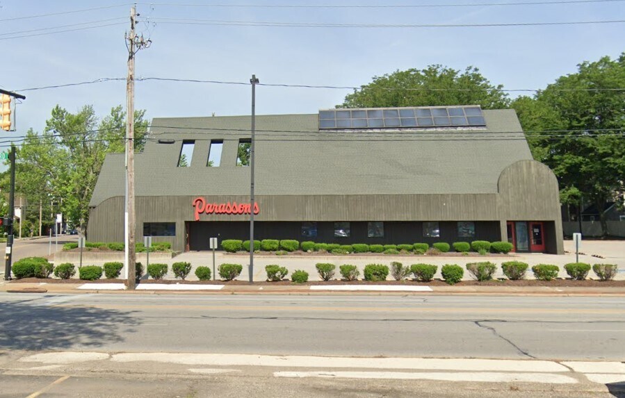 234 N Wooster Rd, Barberton, OH à vendre - Photo du bâtiment - Image 2 de 10