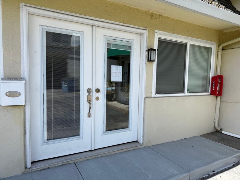 5353 Scotts Valley Dr, Scotts Valley, CA for lease - Building Photo - Image 1 of 3