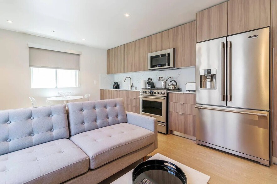 1446-1448 Yale St, Santa Monica, CA for sale - Building Photo - Image 2 of 32