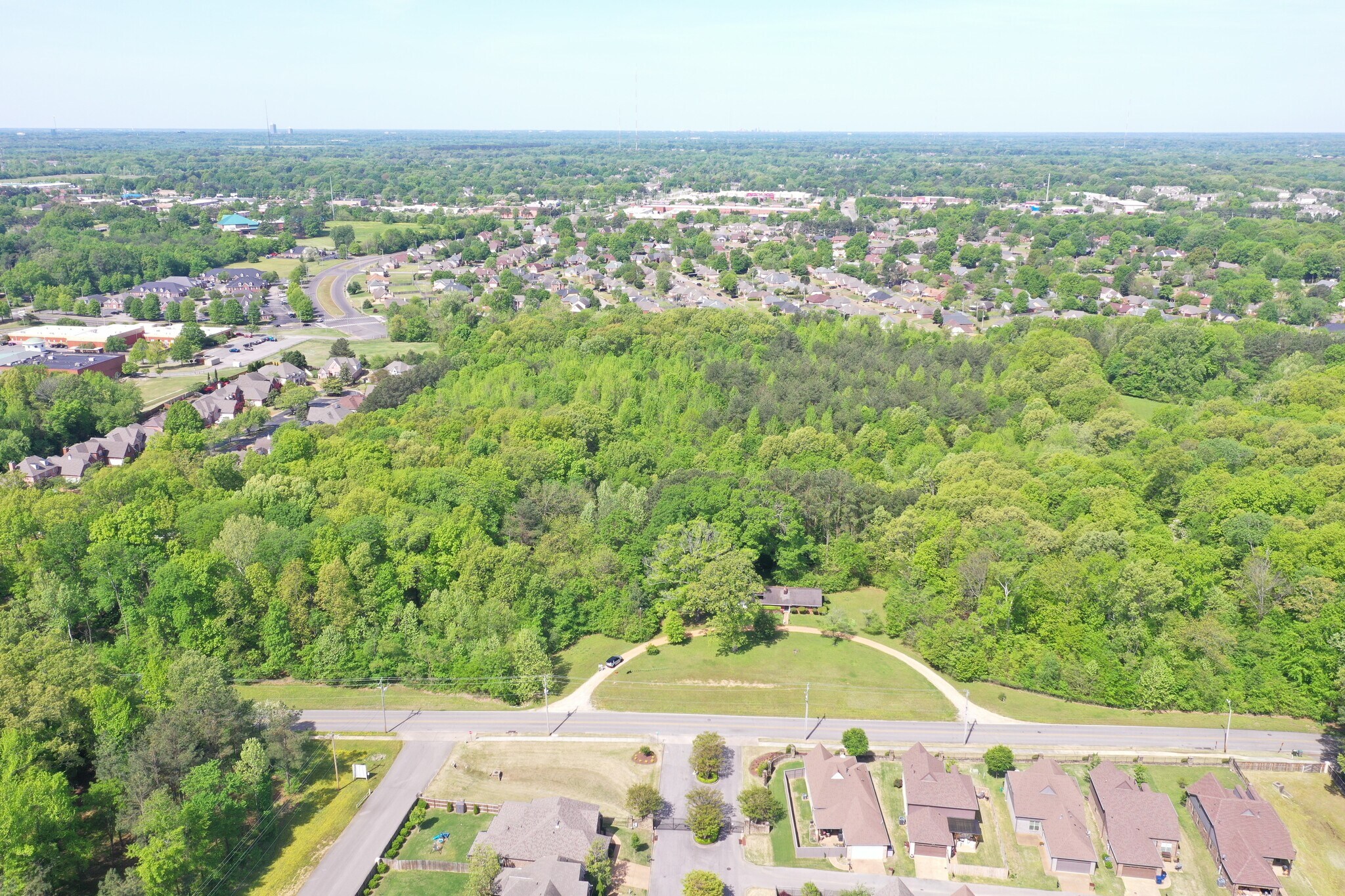 1277 Dexter Ln, Cordova, TN for sale Primary Photo- Image 1 of 6