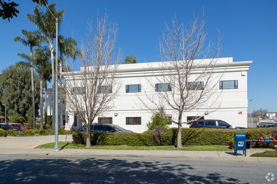 821 E Chapel St, Santa Maria, CA à vendre - Photo du bâtiment - Image 3 de 3