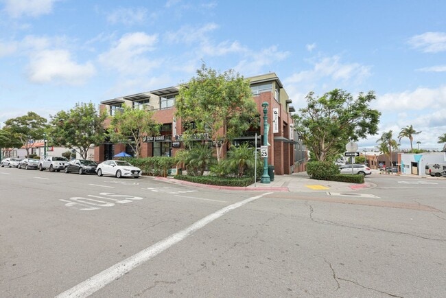 Plus de détails pour 2254 India St, San Diego, CA - Commerce de détail à louer