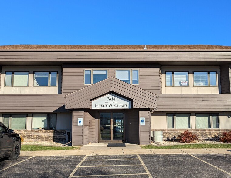 7818 Big Sky Dr, Madison, WI for lease - Building Photo - Image 2 of 7