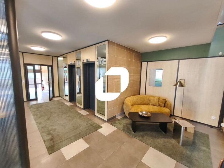 Industrial in Saint-Maur-des-Fossés for lease - Lobby - Image 3 of 11